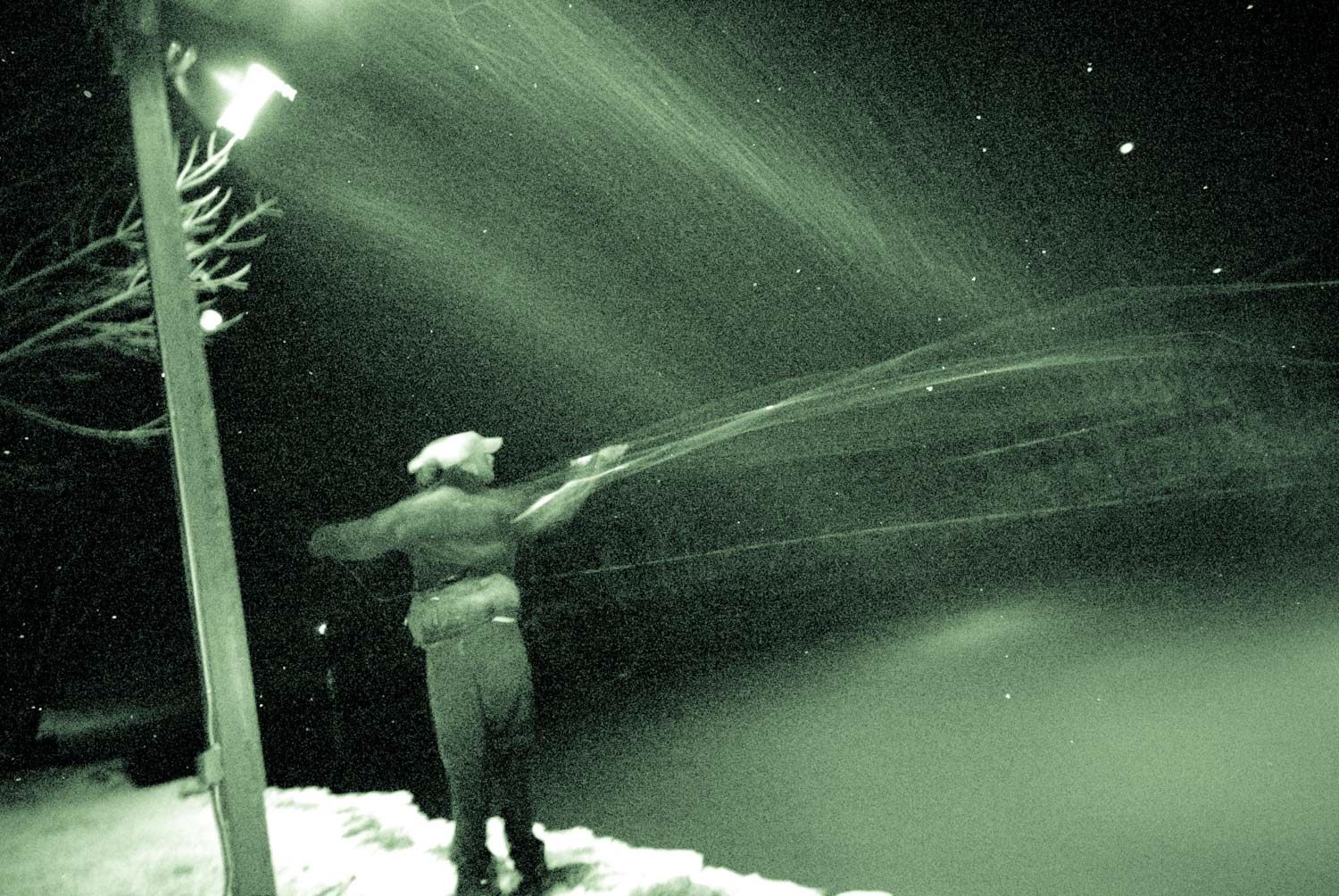 fly-fishing-night-lights