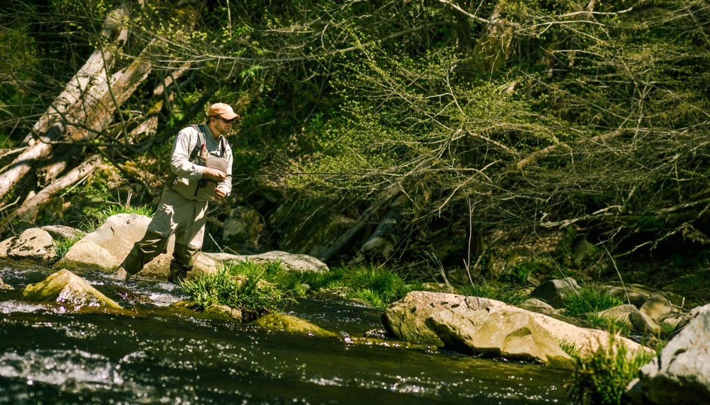 Watch That Hook Set! Fly Fishing Gink and Gasoline How to Fly