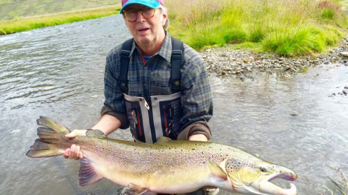 How to Land a 42 Pound Atlantic Salmon - Flylords Mag